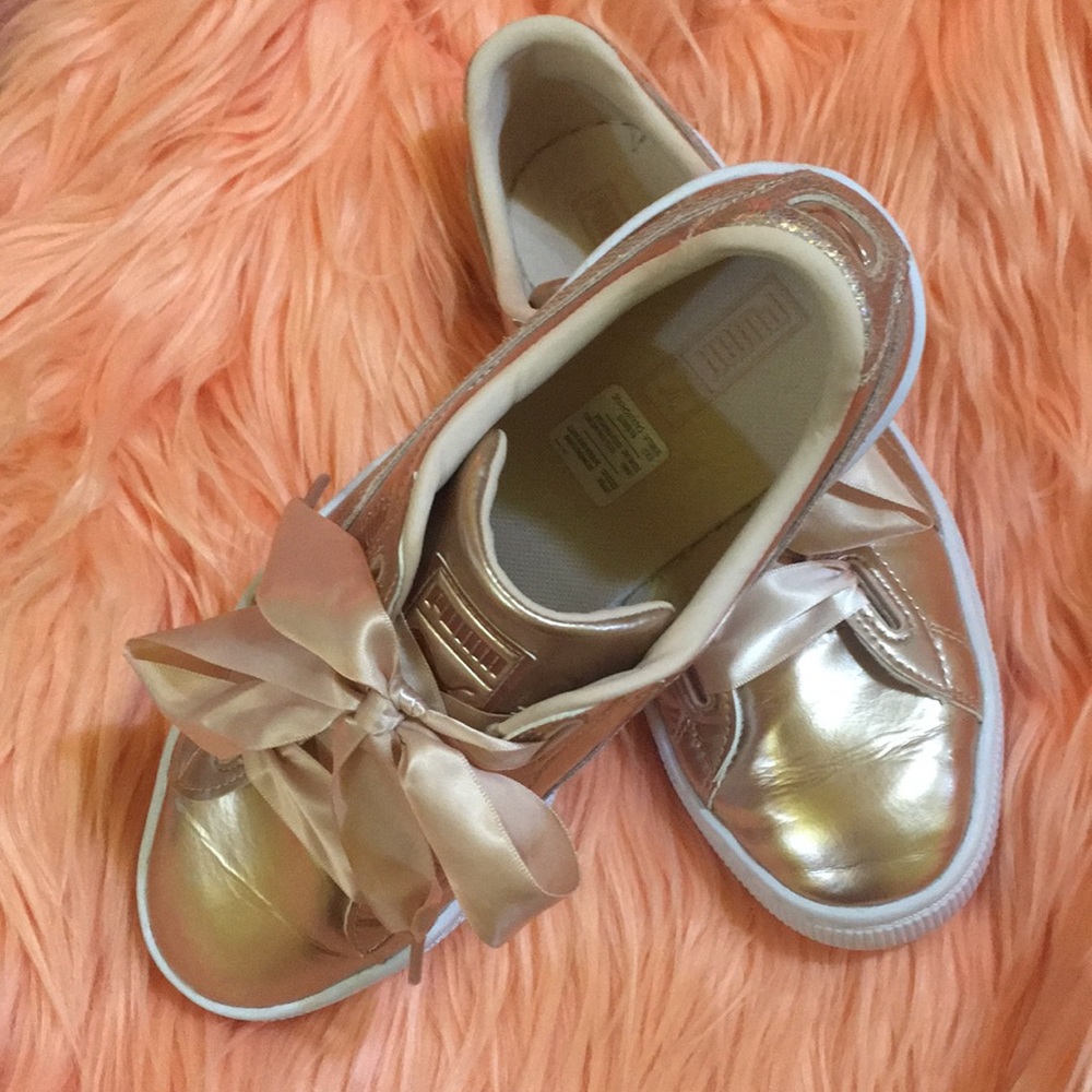 Holographic ballerina Puma shoes